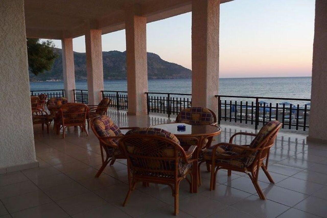 Lymiatis Beach Hotel Cárpatos Exterior foto