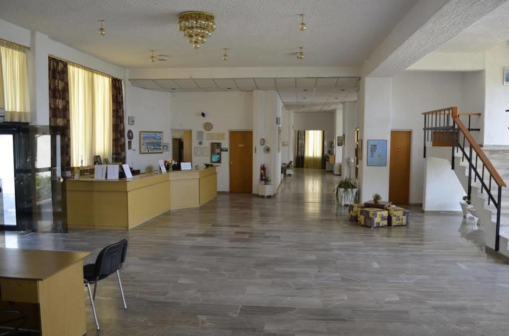 Lymiatis Beach Hotel Cárpatos Exterior foto